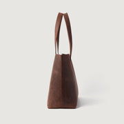 
내부 라이닝 뷰 Showing Dedicated Padded Laptop Sleeve & Multi-Compartment Organization