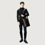 
내부 라이닝 뷰 Showing Dedicated Padded Laptop Sleeve & Multi-Compartment Organization