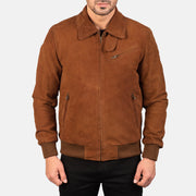 Close-Up Detail of Shirt &amp; Zipper Hardware on Men's Tomchi 탠 Suede 가죽 자켓 남성용