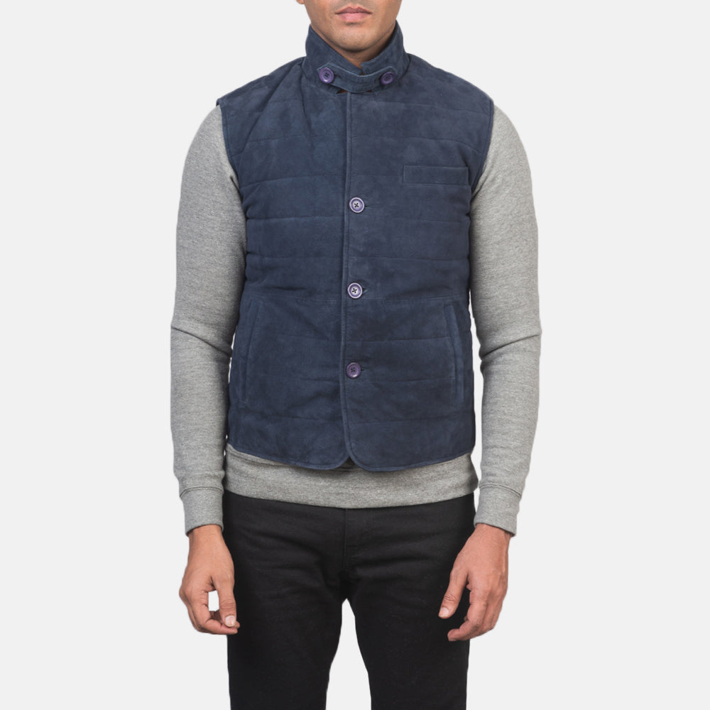 Close-Up Detail of Notch with removable throat latch &amp; Button Hardware on Men's Tony Blue Suede Vest 남성용
