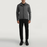 
Wesley Grey Hooded Windbreaker 가죽 자켓 남성용 - 입체 소매 커팅과 슬림 테이퍼드 핏을 보여주는 측면 뷰
