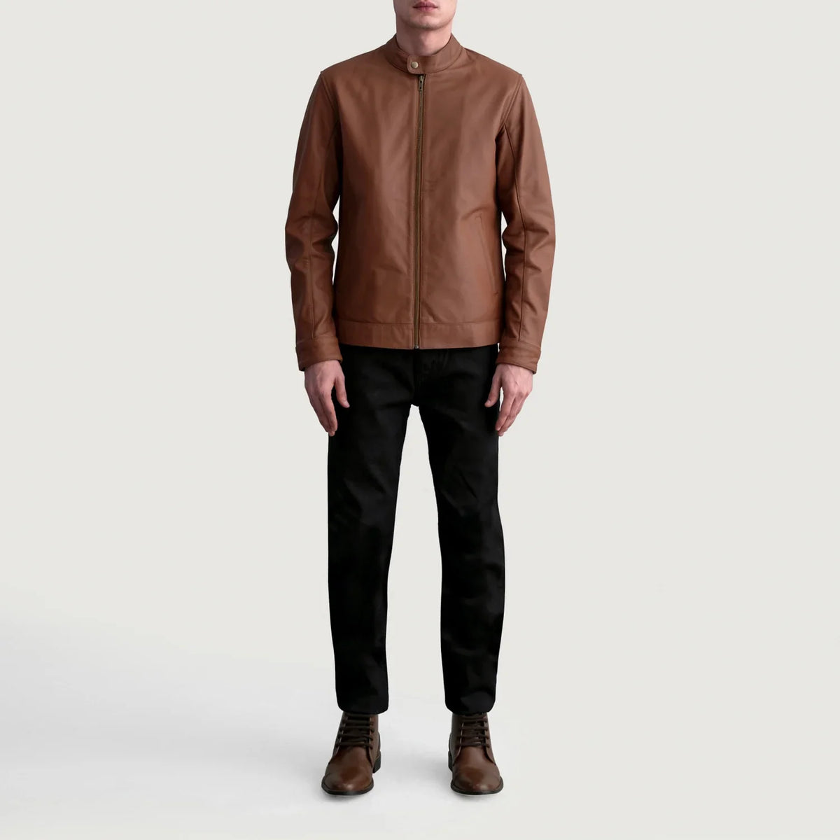 
클로즈업 상세 of Snap Button & Zipper Hardware on Zen Matte 브라운 가죽 라이더 자켓 남성용